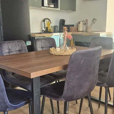 Duplex Le Trefle Апартаменты Charmes-sur-l'Herbasse